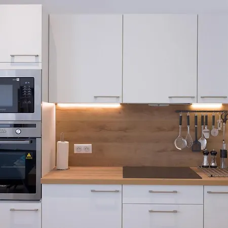 Appartement Rue De Bone By Halldis Cannes